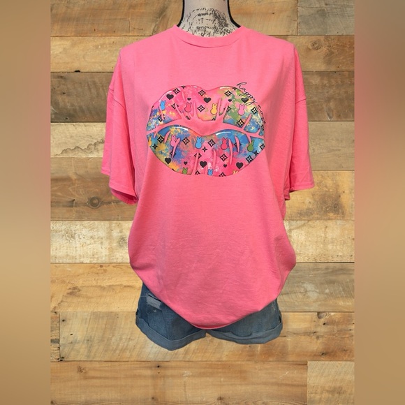 Lips of Easter Tee - Picture 2 of 3